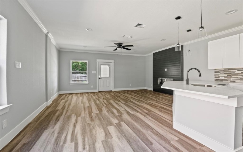 6223 Post Oak Terrace, Fort Worth, TX 76112, 3 Habitaciones Habitaciones , ,2 BañosBaños,Residential,En Venta,6223 Post Oak Terrace,20940923