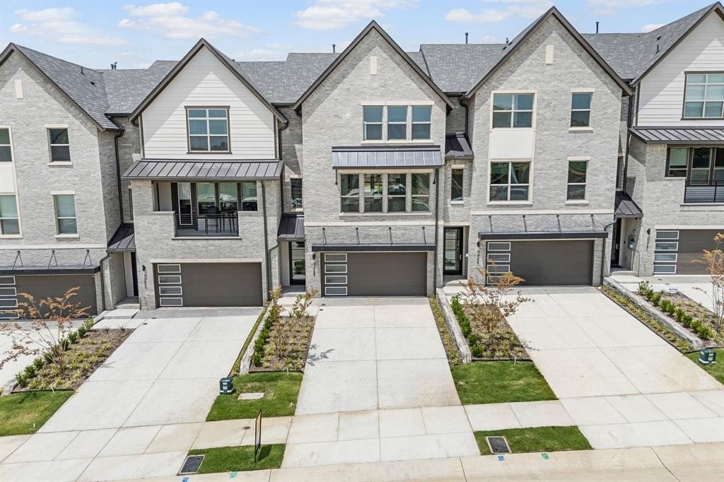 1349 Linkside Drive, Irving, TX 75038, 2 Bedrooms Bedrooms, ,2 BathroomsBathrooms,Residential,For Sale,1349 Linkside Drive,20943438