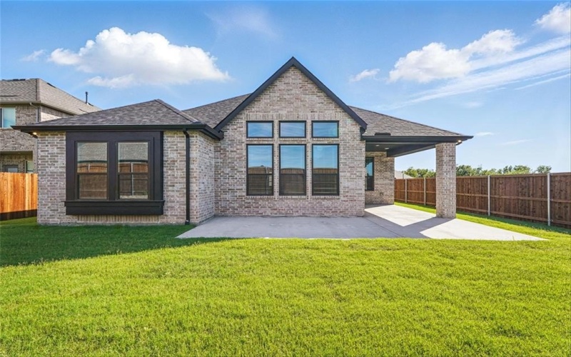 2112 Nerello Way, McLendon Chisholm, TX 75032, 4 Bedrooms Bedrooms, ,3 BathroomsBathrooms,Residential,For Sale,2112 Nerello Way,20943840