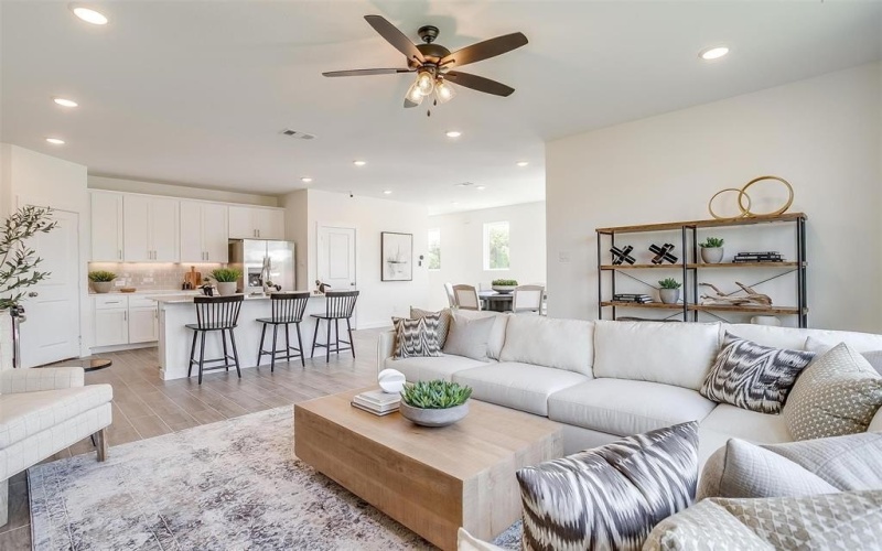 4544 Hogans Alley Drive, Arlington, TX 76001, 4 Bedrooms Bedrooms, ,2 BathroomsBathrooms,Residential,For Sale,4544 Hogans Alley Drive,0,20944470