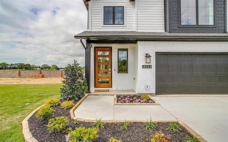 4544 Hogans Alley Drive, Arlington, TX 76001, 4 Bedrooms Bedrooms, ,2 BathroomsBathrooms,Residential,For Sale,4544 Hogans Alley Drive,0,20944470