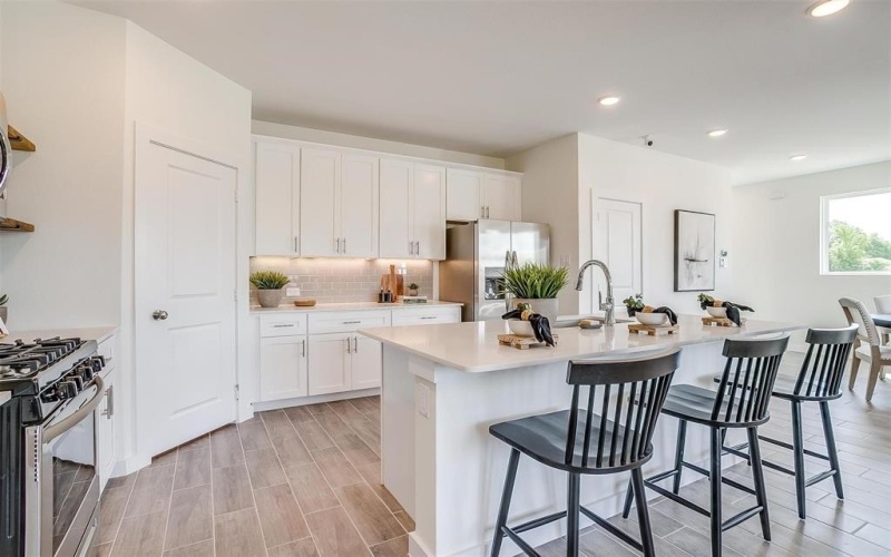4544 Hogans Alley Drive, Arlington, TX 76001, 4 Bedrooms Bedrooms, ,2 BathroomsBathrooms,Residential,For Sale,4544 Hogans Alley Drive,0,20944470