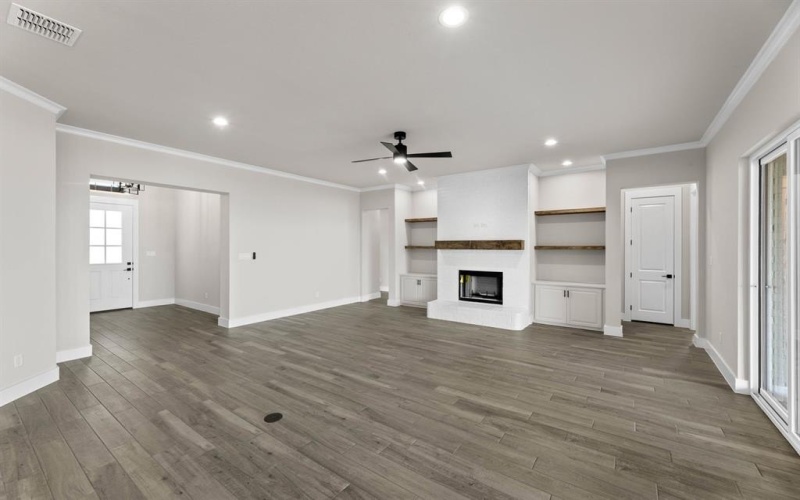 209 Bel Grand Road, Haslet, TX 76052, 4 Bedrooms Bedrooms, ,3 BathroomsBathrooms,Residential,For Sale,209 Bel Grand Road,0,20944522