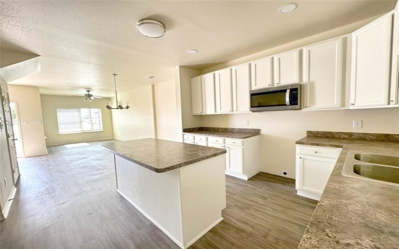 1723 St Louis Avenue #101, Fort Worth, TX 76110, 3 Bedrooms Bedrooms, ,2 BathroomsBathrooms,Residential,For Sale,1723 St Louis Avenue,0,20944801