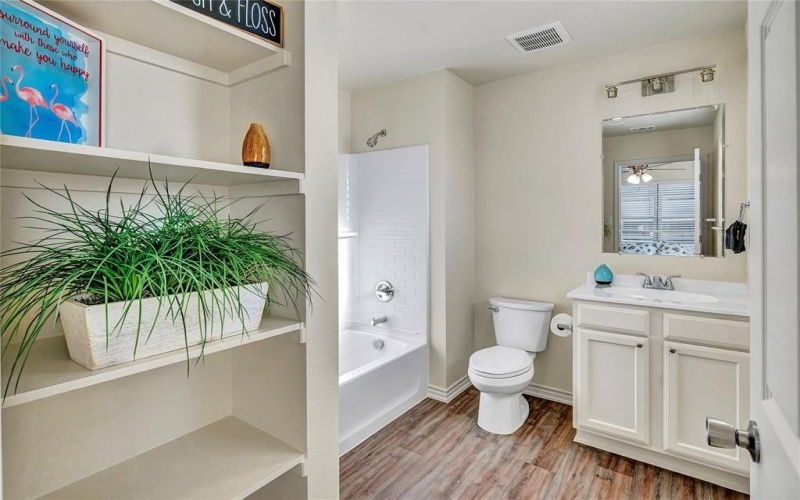 1723 St Louis Avenue #109, Fort Worth, TX 76110, 3 Habitaciones Habitaciones , ,2 BañosBaños,Residential,En Venta,1723 St Louis Avenue,0,20944831