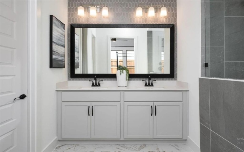 700 Bluestem, Mansfield, TX 76063, 4 Habitaciones Habitaciones , ,2 BañosBaños,Residential,En Venta,700 Bluestem,20944367