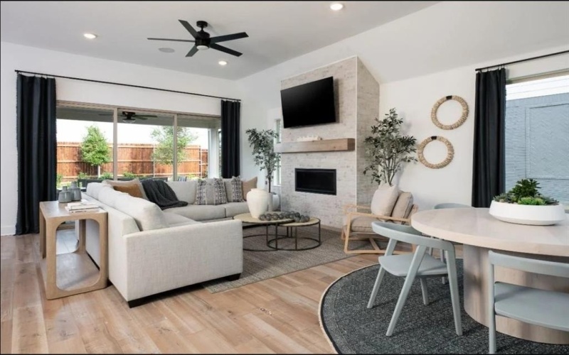 700 Bluestem, Mansfield, TX 76063, 4 Habitaciones Habitaciones , ,2 BañosBaños,Residential,En Venta,700 Bluestem,20944367