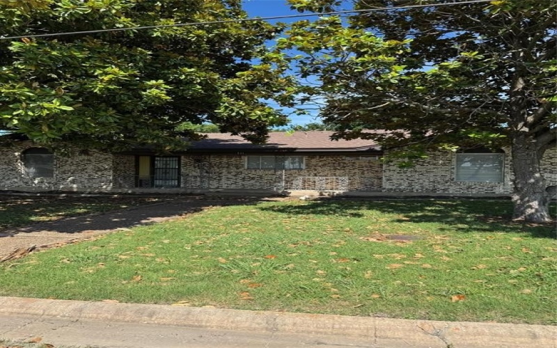 711 S Farmington Road, Howe, TX 75459, 3 Bedrooms Bedrooms, ,2 BathroomsBathrooms,Residential,For Sale,711 S Farmington Road,20944407