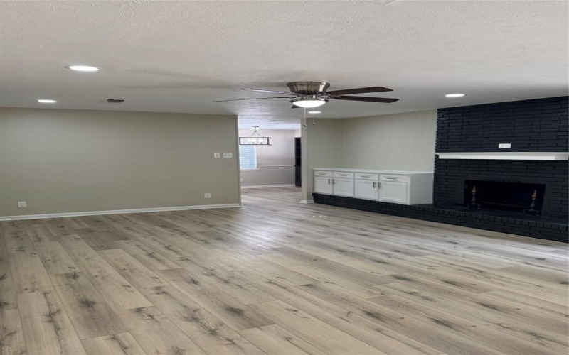 711 S Farmington Road, Howe, TX 75459, 3 Bedrooms Bedrooms, ,2 BathroomsBathrooms,Residential,For Sale,711 S Farmington Road,20944407