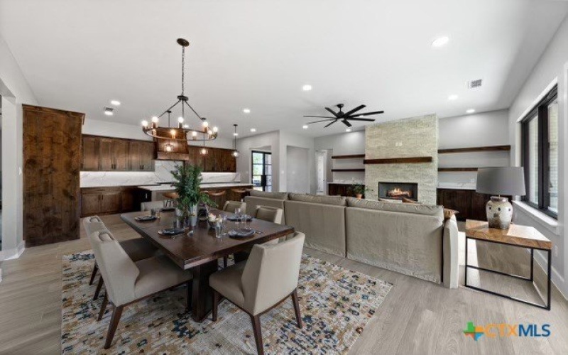 644 Creekside Drive, Belton, TX 76513, 4 Habitaciones Habitaciones , ,2 BañosBaños,Residential,En Venta,644 Creekside Drive,572201