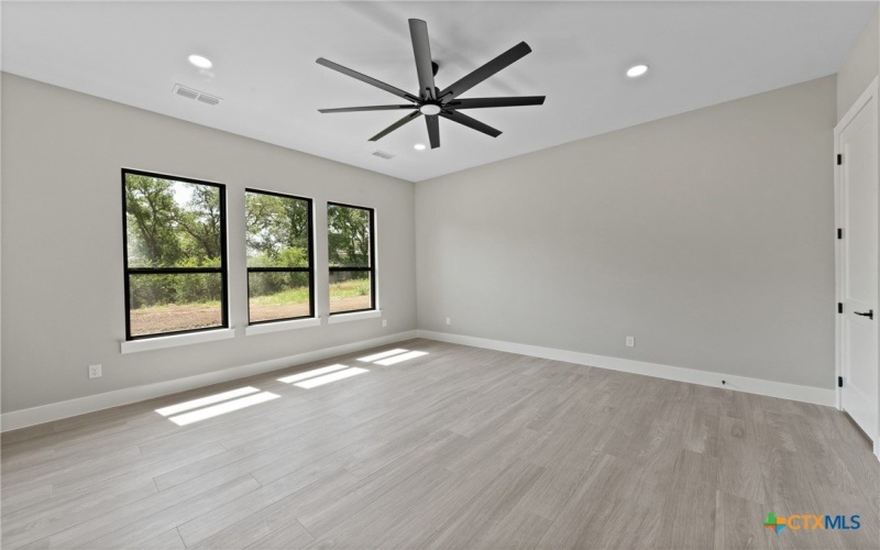 644 Creekside Drive, Belton, TX 76513, 4 Habitaciones Habitaciones , ,2 BañosBaños,Residential,En Venta,644 Creekside Drive,572201
