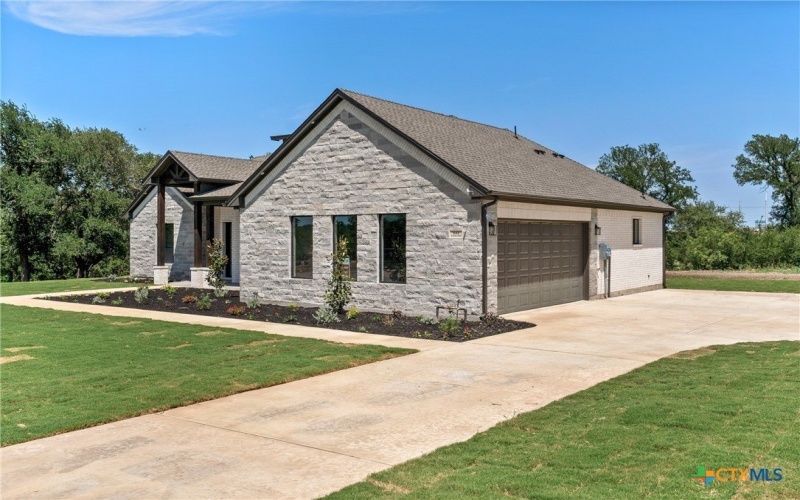 644 Creekside Drive, Belton, TX 76513, 4 Habitaciones Habitaciones , ,2 BañosBaños,Residential,En Venta,644 Creekside Drive,572201