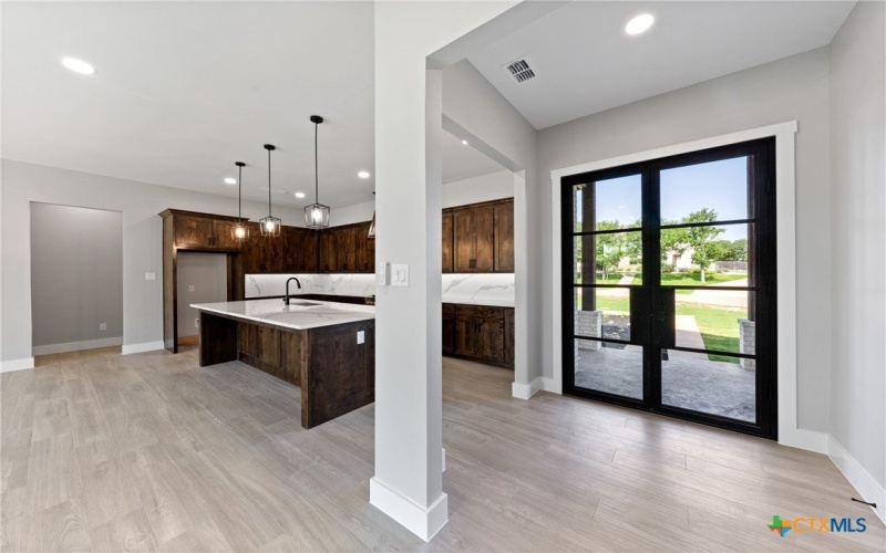 644 Creekside Drive, Belton, TX 76513, 4 Habitaciones Habitaciones , ,2 BañosBaños,Residential,En Venta,644 Creekside Drive,572201