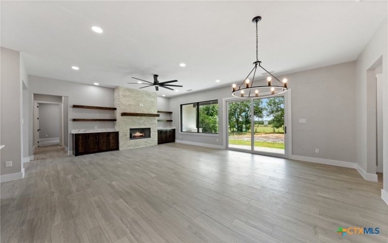 644 Creekside Drive, Belton, TX 76513, 4 Habitaciones Habitaciones , ,2 BañosBaños,Residential,En Venta,644 Creekside Drive,572201
