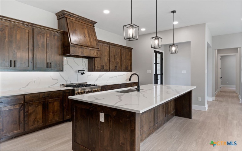 644 Creekside Drive, Belton, TX 76513, 4 Habitaciones Habitaciones , ,2 BañosBaños,Residential,En Venta,644 Creekside Drive,572201