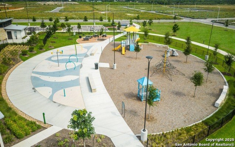 639 Sumpter Banks, Cibolo, TX 78108, 4 Habitaciones Habitaciones , ,2 BañosBaños,Residential,En Venta,639 Sumpter Banks,1869487