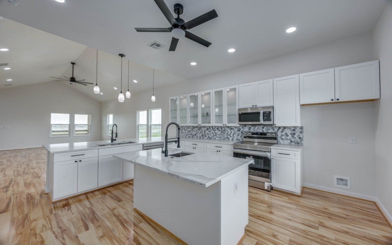 13 & 14 Bayview Loop, Rockport, TX 78382, 3 Bedrooms Bedrooms, ,2 BathroomsBathrooms,Residential,For Sale,13 & 14 Bayview Loop,459571