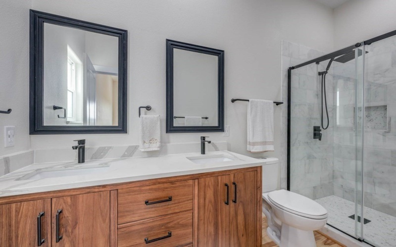 13 & 14 Bayview Loop, Rockport, TX 78382, 3 Bedrooms Bedrooms, ,2 BathroomsBathrooms,Residential,For Sale,13 & 14 Bayview Loop,459571