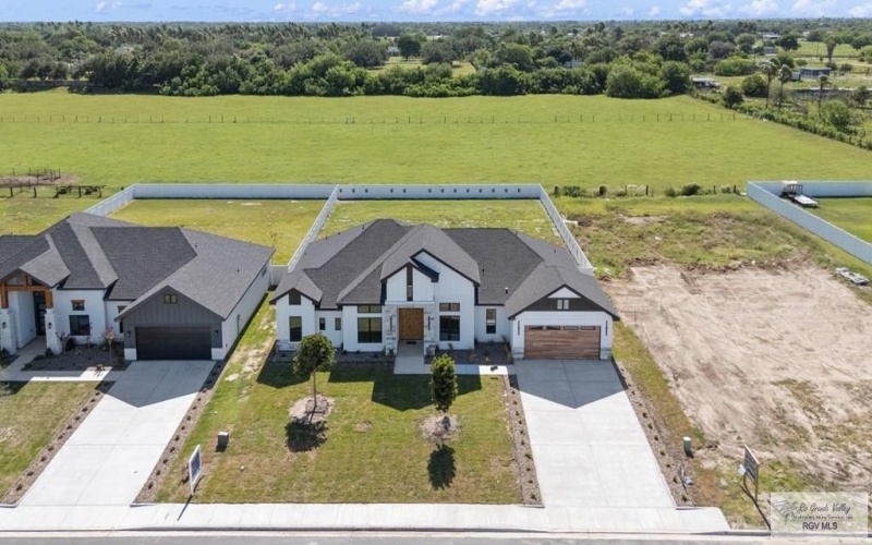 1309 THACKER LANE, HARLINGEN, TX 78552, 4 Bedrooms Bedrooms, ,3 BathroomsBathrooms,Residential,For Sale,1309 THACKER LANE,29765459