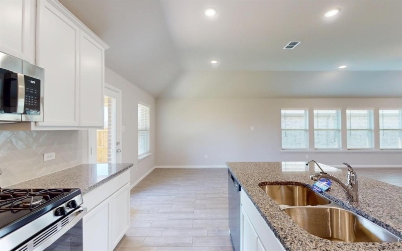 3909 Yarrow Drive, Argyle, TX 76226, 4 Bedrooms Bedrooms, ,2 BathroomsBathrooms,Residential,For Sale,3909 Yarrow Drive,0,20920987