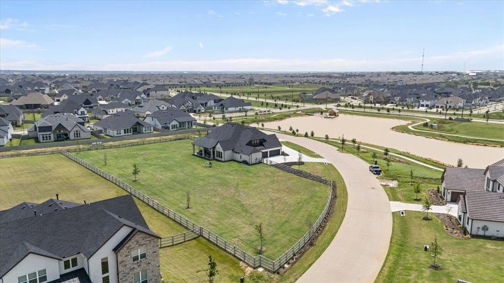 2506 Grandview Lane, Argyle, TX 76226, 5 Habitaciones Habitaciones , ,6 BañosBaños,Residential,En Venta,2506 Grandview Lane,20935436