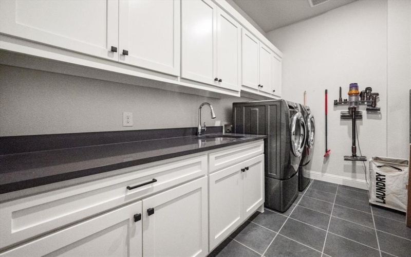 2506 Grandview Lane, Argyle, TX 76226, 5 Habitaciones Habitaciones , ,6 BañosBaños,Residential,En Venta,2506 Grandview Lane,20935436