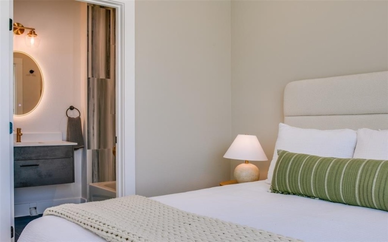 2214 Annex Avenue #106, Dallas, TX 75204, 1 Bedroom Bedrooms, ,1 BathroomBathrooms,Residential,For Sale,2214 Annex Avenue,20944422