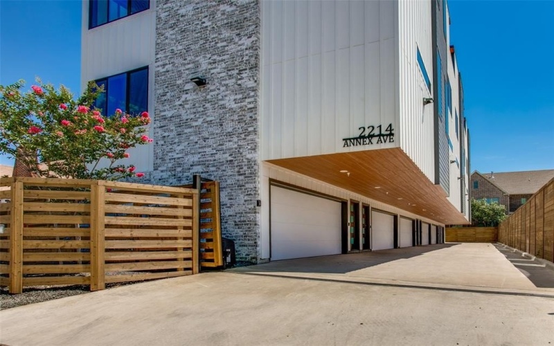 2214 Annex Avenue #106, Dallas, TX 75204, 1 Bedroom Bedrooms, ,1 BathroomBathrooms,Residential,For Sale,2214 Annex Avenue,20944422