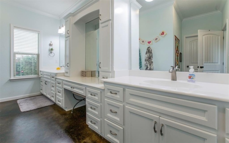 645 W Big Elm Road, Troy, TX 76579, 3 Bedrooms Bedrooms, ,2 BathroomsBathrooms,Residential,For Sale,645 W Big Elm Road,20936428