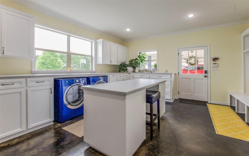 645 W Big Elm Road, Troy, TX 76579, 3 Bedrooms Bedrooms, ,2 BathroomsBathrooms,Residential,For Sale,645 W Big Elm Road,20936428