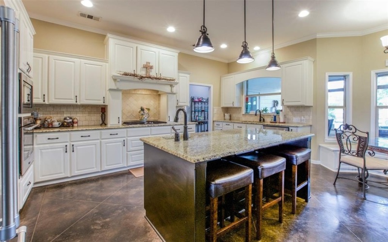 645 W Big Elm Road, Troy, TX 76579, 3 Bedrooms Bedrooms, ,2 BathroomsBathrooms,Residential,For Sale,645 W Big Elm Road,20936428
