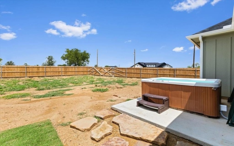 184 Cactus Canyon Drive, Bridgeport, TX 76426, 3 Bedrooms Bedrooms, ,2 BathroomsBathrooms,Residential,For Sale,184 Cactus Canyon Drive,0,20943903