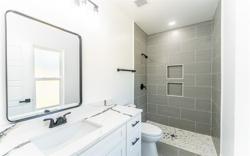 128 Goodman Street, Sulphur Springs, TX 75482, 3 Bedrooms Bedrooms, ,2 BathroomsBathrooms,Residential,For Sale,128 Goodman Street,20945090