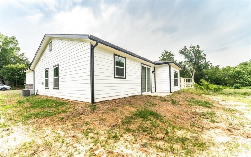 128 Goodman Street, Sulphur Springs, TX 75482, 3 Bedrooms Bedrooms, ,2 BathroomsBathrooms,Residential,For Sale,128 Goodman Street,20945090