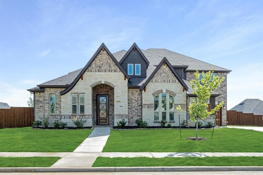 2404 Rockwood Lane, Mansfield, TX 76063, 5 Habitaciones Habitaciones , ,5 BañosBaños,Residential,En Venta,2404 Rockwood Lane,20944971