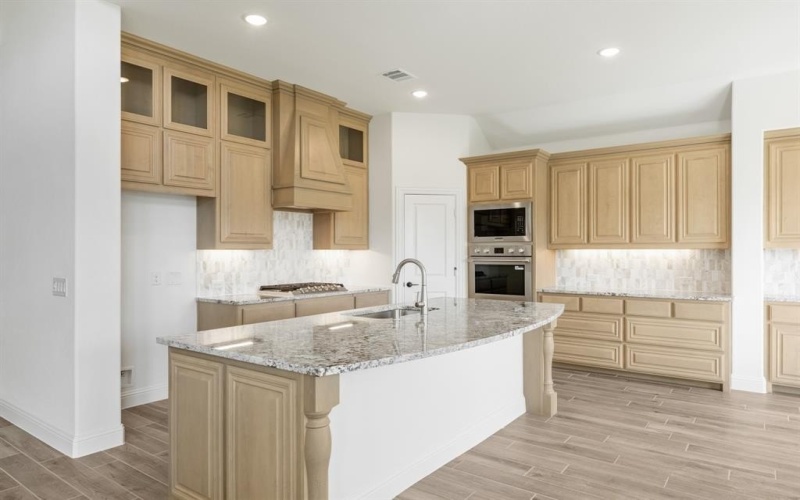 2404 Rockwood Lane, Mansfield, TX 76063, 5 Habitaciones Habitaciones , ,5 BañosBaños,Residential,En Venta,2404 Rockwood Lane,20944971