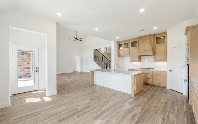 2404 Rockwood Lane, Mansfield, TX 76063, 5 Habitaciones Habitaciones , ,5 BañosBaños,Residential,En Venta,2404 Rockwood Lane,20944971