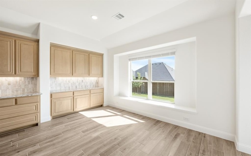 2404 Rockwood Lane, Mansfield, TX 76063, 5 Habitaciones Habitaciones , ,5 BañosBaños,Residential,En Venta,2404 Rockwood Lane,20944971