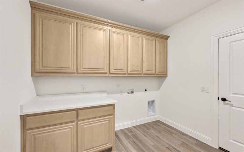 2404 Rockwood Lane, Mansfield, TX 76063, 5 Habitaciones Habitaciones , ,5 BañosBaños,Residential,En Venta,2404 Rockwood Lane,20944971