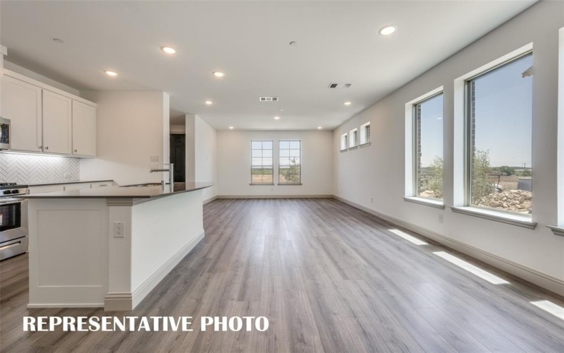 709 4th Street, Argyle, TX 76226, 3 Bedrooms Bedrooms, ,2 BathroomsBathrooms,Residential,For Sale,709 4th Street,20945267