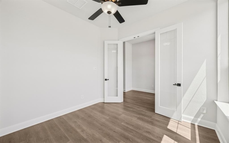 2065 Spotted Fawn Drive, Arlington, TX 76005, 2 Bedrooms Bedrooms, ,2 BathroomsBathrooms,Residential,For Sale,2065 Spotted Fawn Drive,0,20945321