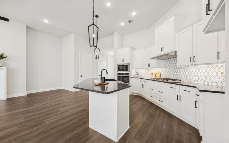 2065 Spotted Fawn Drive, Arlington, TX 76005, 2 Bedrooms Bedrooms, ,2 BathroomsBathrooms,Residential,For Sale,2065 Spotted Fawn Drive,0,20945321