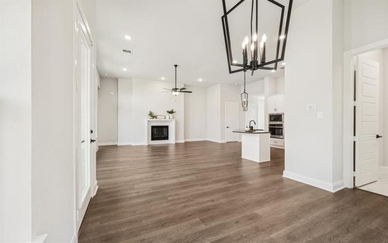 2065 Spotted Fawn Drive, Arlington, TX 76005, 2 Bedrooms Bedrooms, ,2 BathroomsBathrooms,Residential,For Sale,2065 Spotted Fawn Drive,0,20945321