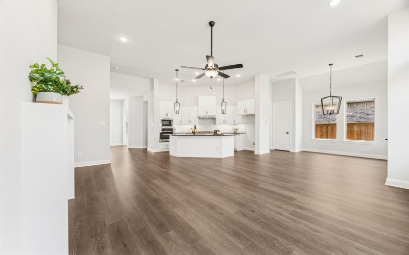 2065 Spotted Fawn Drive, Arlington, TX 76005, 2 Bedrooms Bedrooms, ,2 BathroomsBathrooms,Residential,For Sale,2065 Spotted Fawn Drive,0,20945321