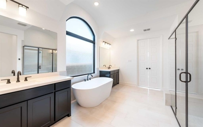 313 Bay Laurel Road, McKinney, TX 75071, 4 Habitaciones Habitaciones , ,3 BañosBaños,Residential,En Venta,313 Bay Laurel Road,0,20945343