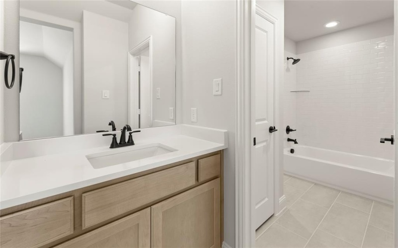 2016 Morris Street, Rockwall, TX 75087, 5 Bedrooms Bedrooms, ,5 BathroomsBathrooms,Residential,For Sale,2016 Morris Street,20943470