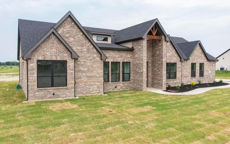 3079 Willow Road, Celeste, TX 75423, 4 Bedrooms Bedrooms, ,2 BathroomsBathrooms,Residential,For Sale,3079 Willow Road,0,20943419