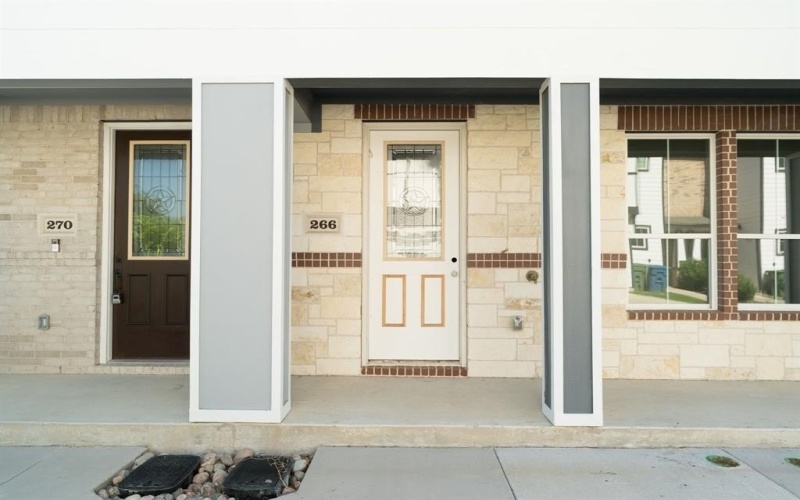 266 Harris Street, Lewisville, TX 75057, 3 Bedrooms Bedrooms, ,3 BathroomsBathrooms,Residential,For Sale,266 Harris Street,20930455