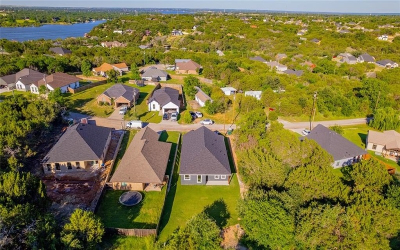 2408 Beverly Drive, Granbury, TX 76048, 4 Bedrooms Bedrooms, ,2 BathroomsBathrooms,Residential,For Sale,2408 Beverly Drive,20930615