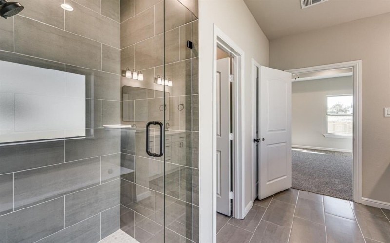 520 E Lamar Street, Palmer, TX 75152, 4 Bedrooms Bedrooms, ,3 BathroomsBathrooms,Residential,For Sale,520 E Lamar Street,20945603